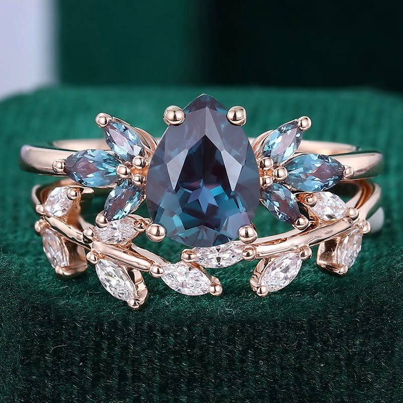 LeafLace | Kite Cut Emerald Nature Inspired Engagement Ring For Her